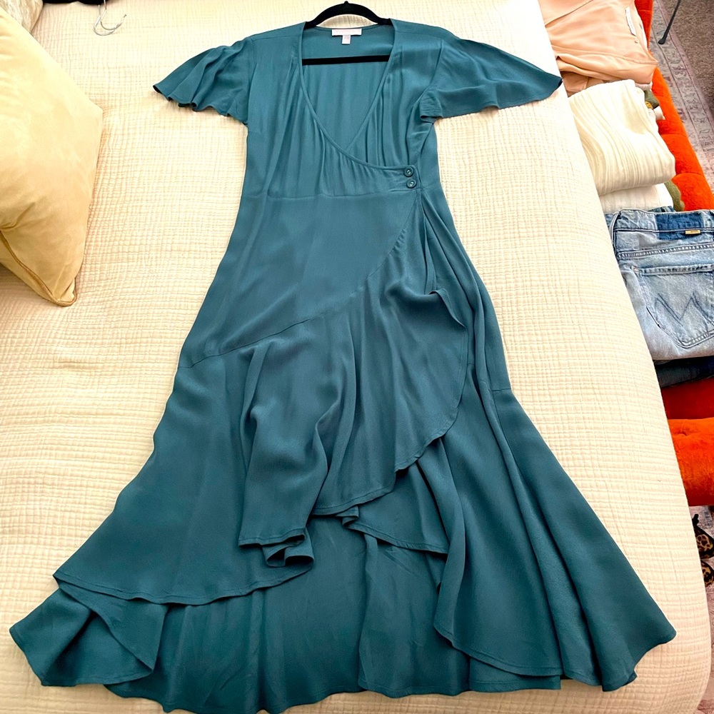 Chelsea 28 wrap dress